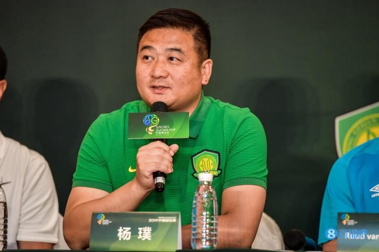 TA：切尔西冬窗无法召回卢卡库，球员租借合同中无相应条款据The Athletic消息，切尔西在将卢卡库外租至罗马的合同中，没有设置召回球员的条款。